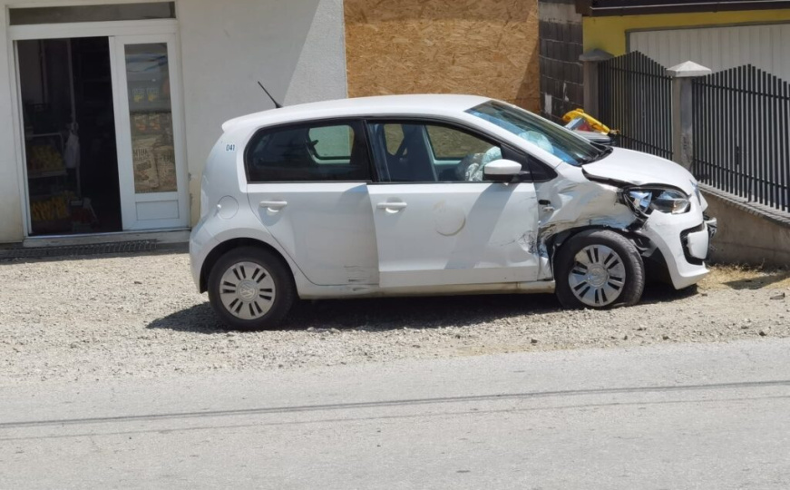 Ukradeno vozilo sarajevskog Vodovoda pronađeno u Visokom: Vozač pokušao pobjeći od policije