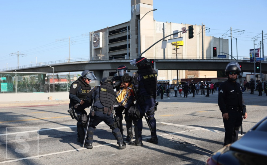 Trump poslije uvođenja policijskog sata: "Američki gradovi nisu za izgrednike pod stranim zastavama"