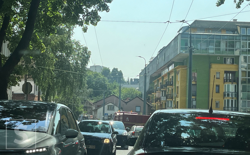 Saobraćajni kolaps u Sarajevu: Stvorile se ogromne gužve