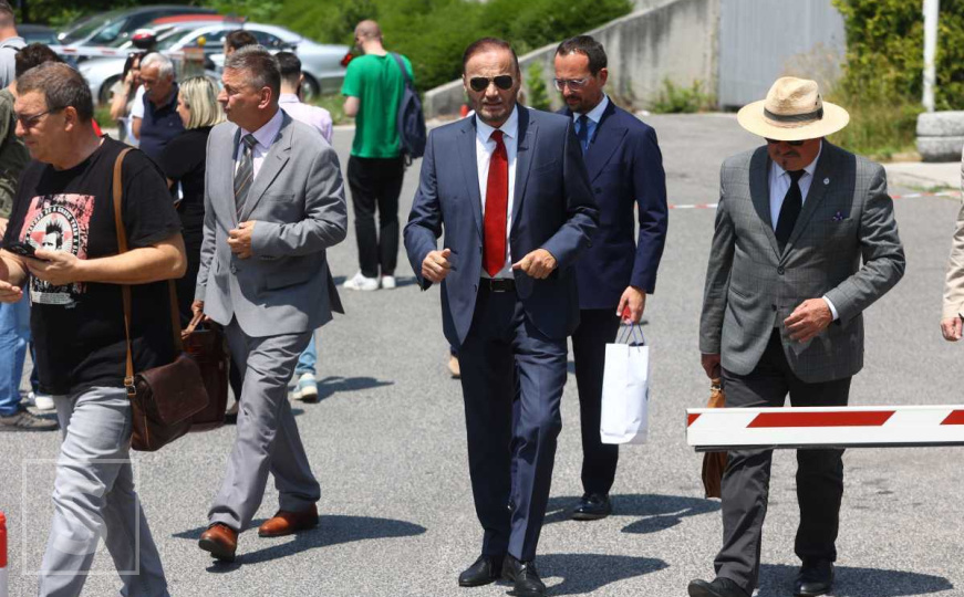 Prekinuta sjednica Apelacionog vijeća: Odbrana Dodika traži izuzeće dvoje sudija