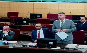 Pogledajte snimak sa današnjeg ročišta Dodiku i Lukiću