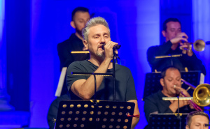 Sarajevo Big Band vraća duh muzičkih legendi 15. juna na Pozorišnom trgu Susan Sontag