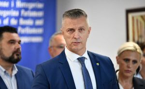 Mirza Čelik za Radiosarajevo.ba: "U migrantski centar možete unijeti raketni bacač, nema kontrole"