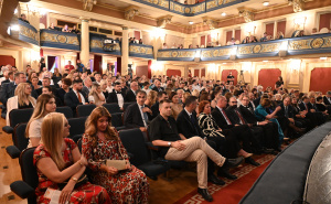 Gala koncert u Narodnom pozorištu: Sarajevska filharmonija i Muzička akademija oduševili publiku