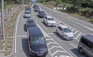 Gužve na izlazu iz BiH: Provjerite na kojim graničnim prijelazima se najduže čeka