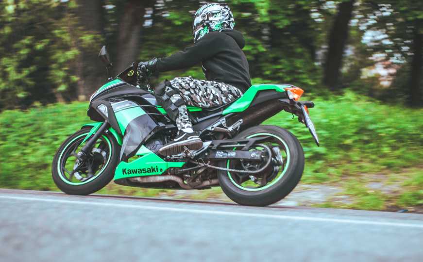 Mladić (16) iz BiH teško povrijeđen prilikom pada sa motocikla