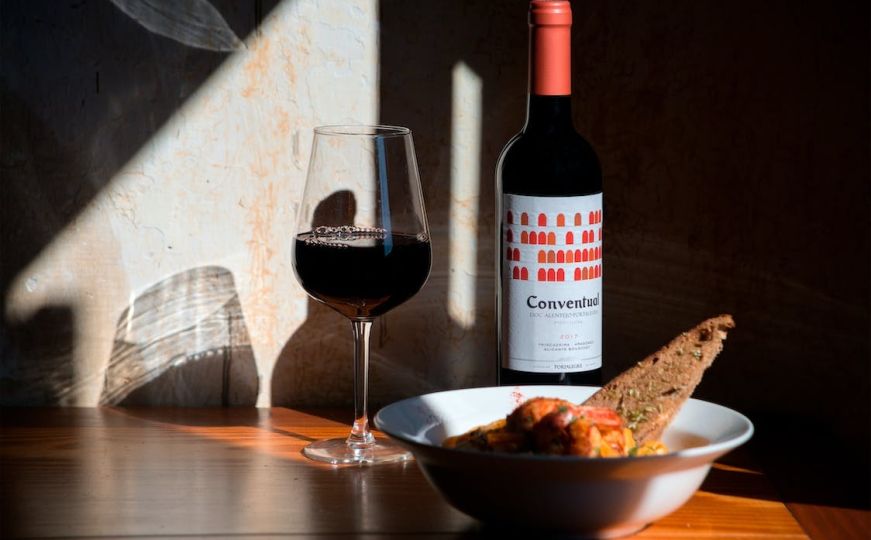 Ne bacajte prazne flaše vina: Mogu vam odlično poslužiti