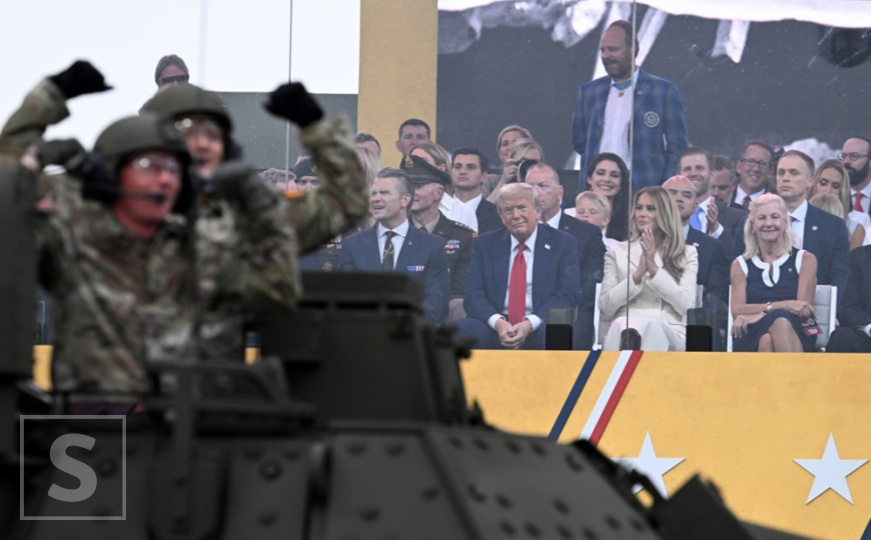 Trumpova vojna parada u Washingtonu zasjenjena masovnim protestima i valom nasilja: "Nema kraljeva"