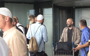Prva grupa hadžija iz BiH sretno stigla kući: "Povratak u domovinu je najljepši osjećaj"