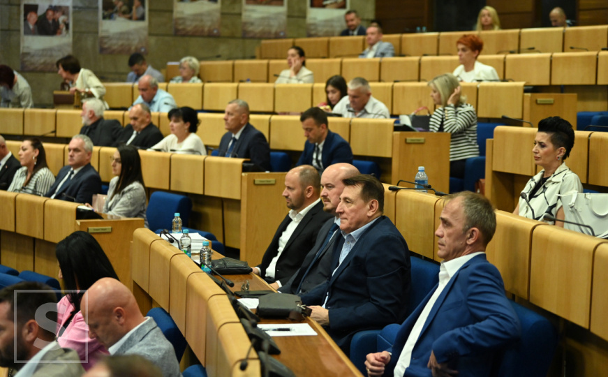 Počinioce čekaju teške kazne: Dom naroda PS FBiH prihvatio izmjene krivičnog zakona o femicidu