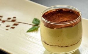 Zdravija verzija omiljenog deserta: Tiramisu overnight oats