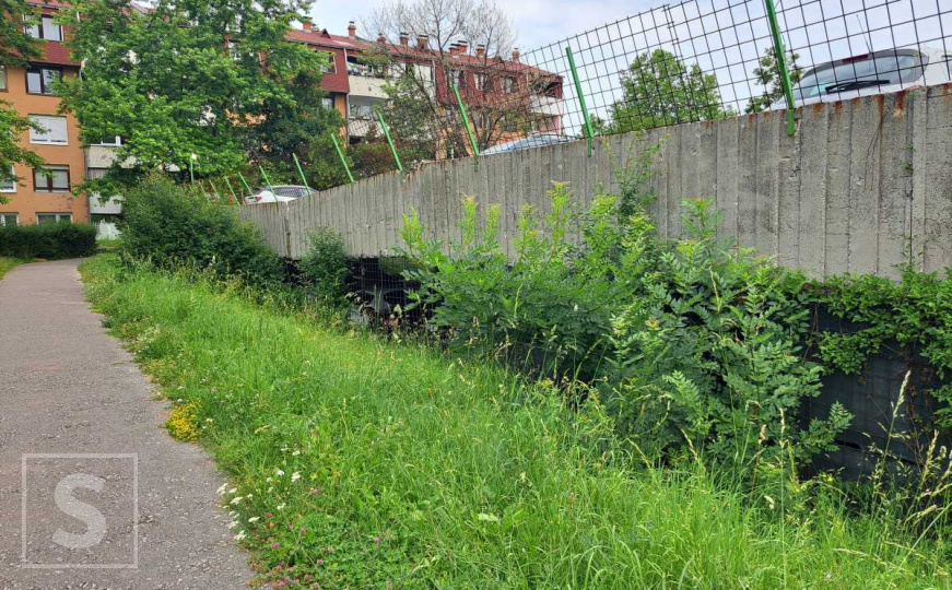 'Zar ovo neko zove parkom?' Pogledajte u kakvom je stanju Dobrinja