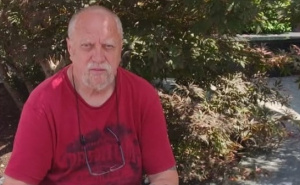 Dragan Bursać: Kad zločinac prepravlja historiju, a država mu drži flomaster