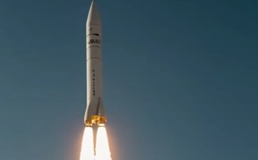 Iran lansirao nove rakete prema Izraelu: Putuju izuzetno velikim brzinama, a evo i koje su