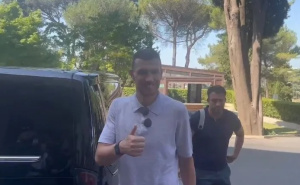 Džeko stigao na ljekarske preglede: Uskoro potpisivanje ugovora