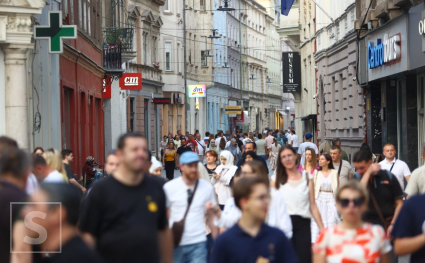 Sparna sarajevska večer u kadru: 26 stepeni i u 20.30 - kako ste se vi rashladili?