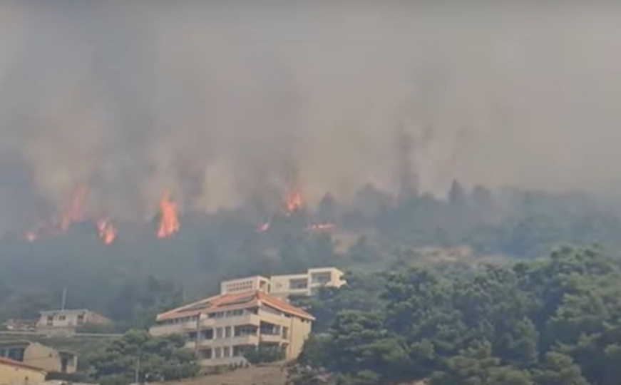 Teška borba s vatrenom stihijom u Dalmaciji i dalje traje: 'Požari su neosporno podmetnuti'