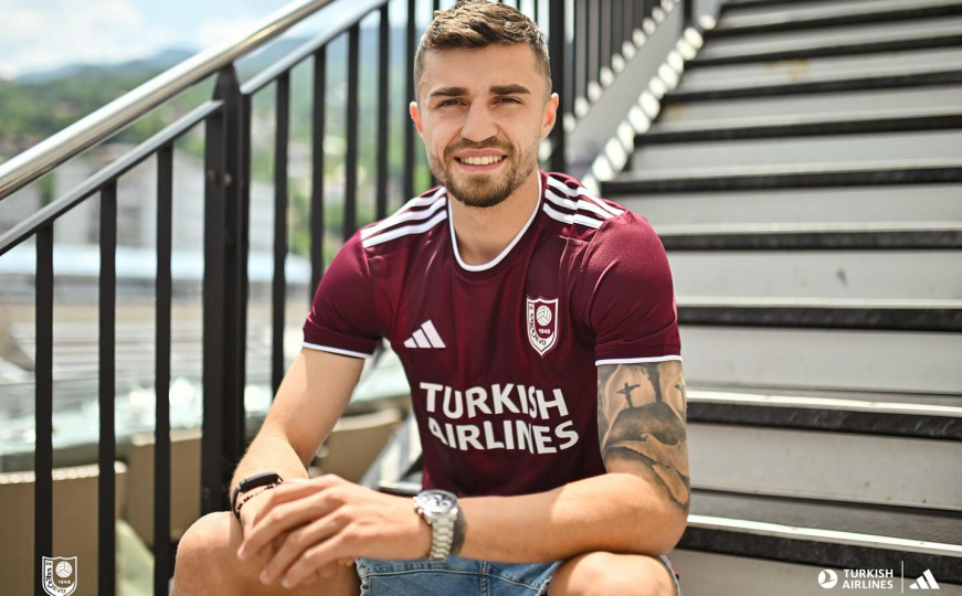 FK Sarajevo predstavio Grigorea Turdu: Iskusni rumunski stoper stiže u bordo redove
