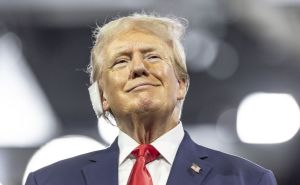 Donald Trump: Iranski narod bi trebao da svrgne vladu