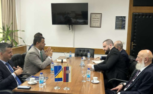 Hurtić i Zukorlić na sastanku: "Vojni rok u Srbiji i za one sa dvojnim državljanstvom"