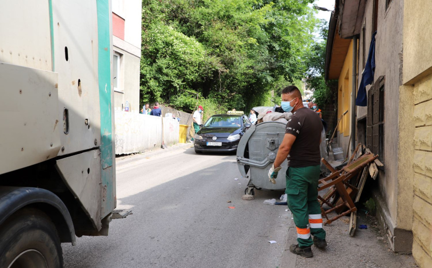 KJKP Rad upozorava na nelegalno odlaganje otpada u sarajevskoj ulici