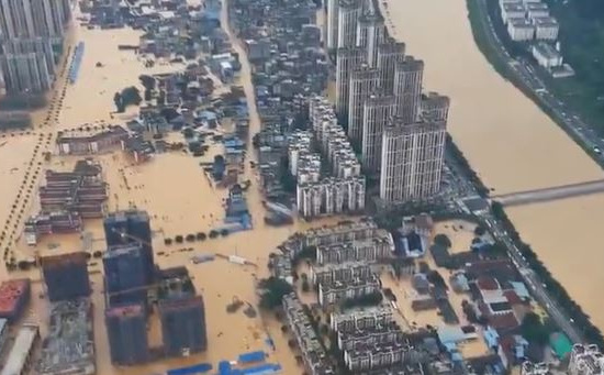 Kina: Šest mrtvih, desetine hiljada evakuisanih u najgorim poplavama u posljednjih 50 godina