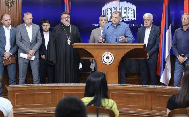 Šta radi Tužilaštvo BiH? Milorad Dodik u društvu optuženog ratnog zločinca i danas negirao genocid