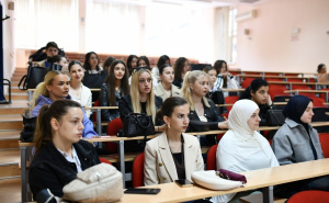 Mladi na prekretnici života - koji fakultet upisati? Provjerili smo šta nudi Univerzitet u Sarajevu