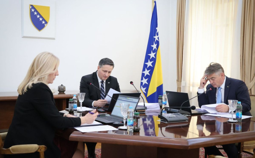 Cvijanović zakazala sjednicu Predsjedništva BiH: Na dnevnom redu i smjena ambasadora Bašića
