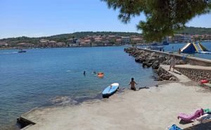 Mladiće iz Šibenika napali na plaži: "Vikali su da smo četnici koji kvare mir"