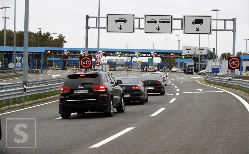 Studenti iz Zagreba krenuli na proslavu u Novi Sad: Vraćeni s granice bez jasnog razloga