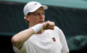 Šok pred Wimbledon: Sinner otpustio dvojicu trenera koje je "ukrao" Đokoviću