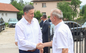 Bećirović s povratnicima u Rogatici: Mještani tražili veću podršku državnih i  entitetskih vlasti