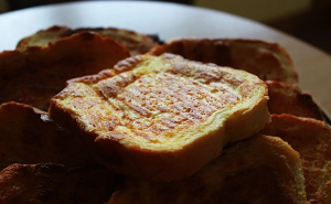 Ne može brže od ovoga: Napravite sočne prženice iz rerne - gotove su 'za tren'