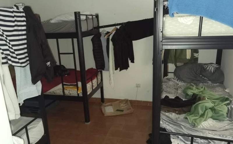 Nehumani uslovi: Pogledajte u kakvom smještaju borave sezonski radnici na Jadranu