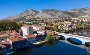 Turistički biser i jedan od najčistijih gradova u BiH: Trebinje plijeni ljepotom