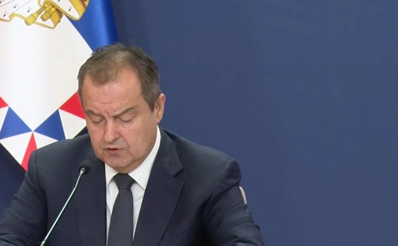 Dačić o sinoćnjem protestu u Beogradu: Neredi su počeli iza 21 sat, povrijeđeno je 48 policajaca