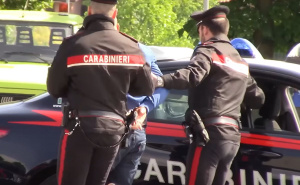 Porodica živjela u tajnosti: Nakon pandemije otac opsjednut virusima, skrivao djecu od svijeta