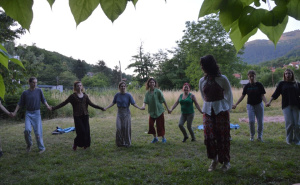 Umjetnost izlazi na ulice zaboravljene Širokače: Vlasti, spriječite "novu" Donju Jablanicu!