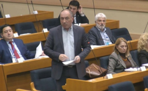 Crnadak: Rasprava o migrantima u RS je odvlačenje pažnje svojstveno dikaktorskim polurežimima