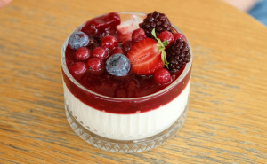 Panna cotta: Uz malo truda i nekoliko osnovnih sastojaka napravite osvježavajući italijanski desert