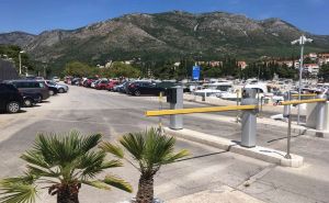Ljetovanje na Jadranu sve skuplje: Evo koliko plaćate parkiranje u sezoni