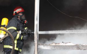 Veliki požar kod Sarajeva: Vatrogasci na terenu