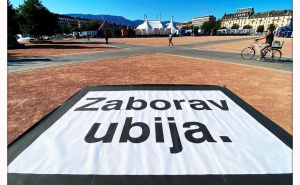 'Zaborav ubija.': Kultni rad sarajevskog umjetnika Andreja Đerkovića postavljen u Ženevi