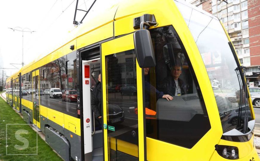 Kolaps u Sarajevu: Tramvaj zablokirao jednu od najprometnijih raskrsnica
