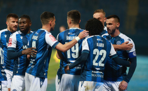 Plavi nametnuli ritam igre: Željezničar savladao Zrinjski rezultatom 2:0