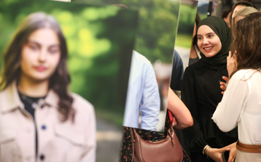 Novi glasovi iz Srebrenice: Mladima pružena platforma za sjećanje i pomirenje