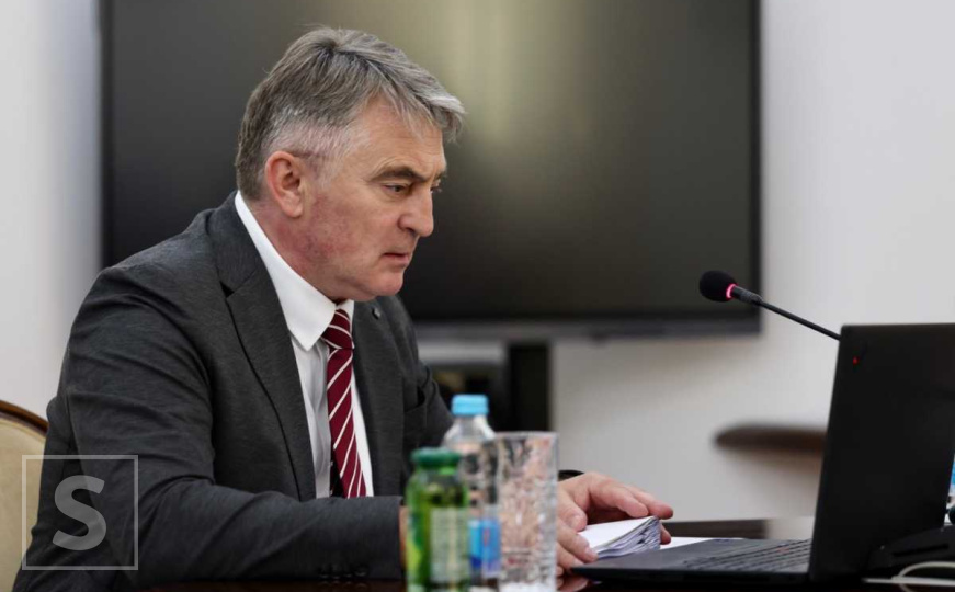 Iz Komšićevog kabineta: Osjeća se odlično, vraća se na posao