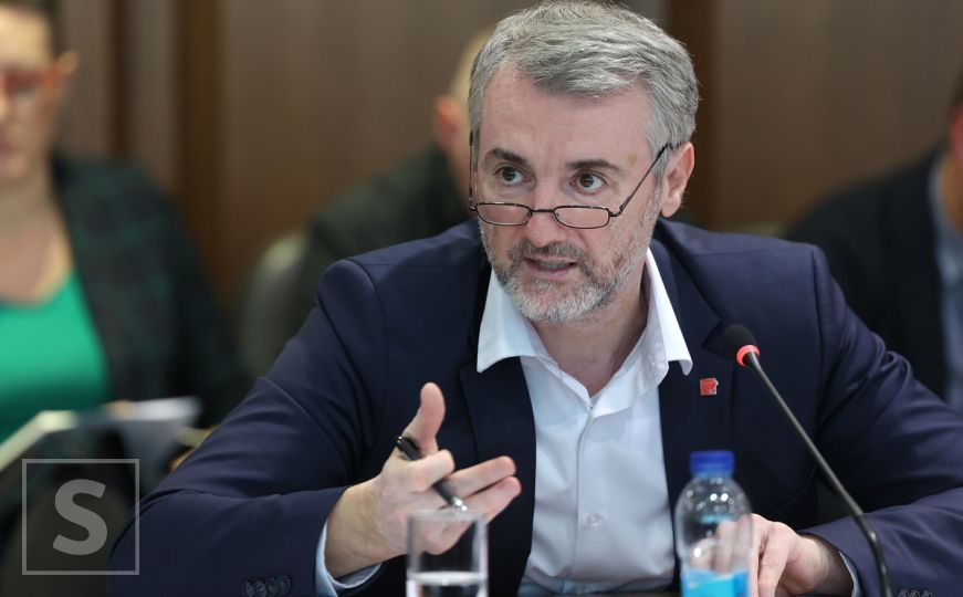 Forto o blokadi reformi i misterioznim bolovanjima: "Žao mi je da nema zdravog razuma iz SNSD-a"