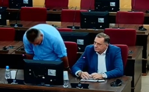 Oglasio se Sud BiH: Pogledajte šta se dešavalo na ročištu Miloradu Dodiku